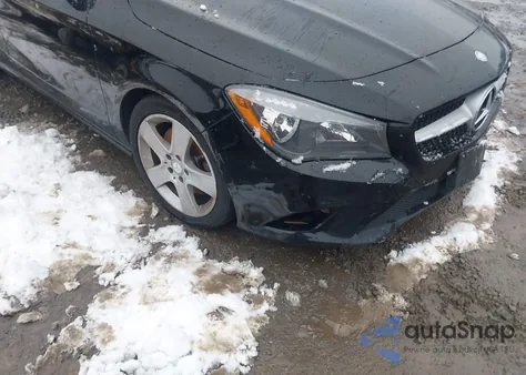 2016 Mercedes-Benz Cla 250 4Matic z USA, uszkodzony, nr VIN WDDSJ4GB4GN381634